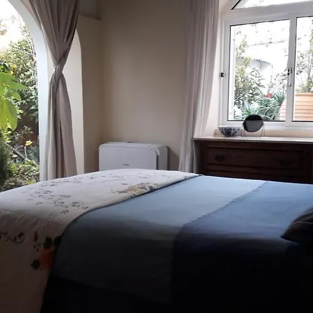 Townhome With Private Garden Lodge